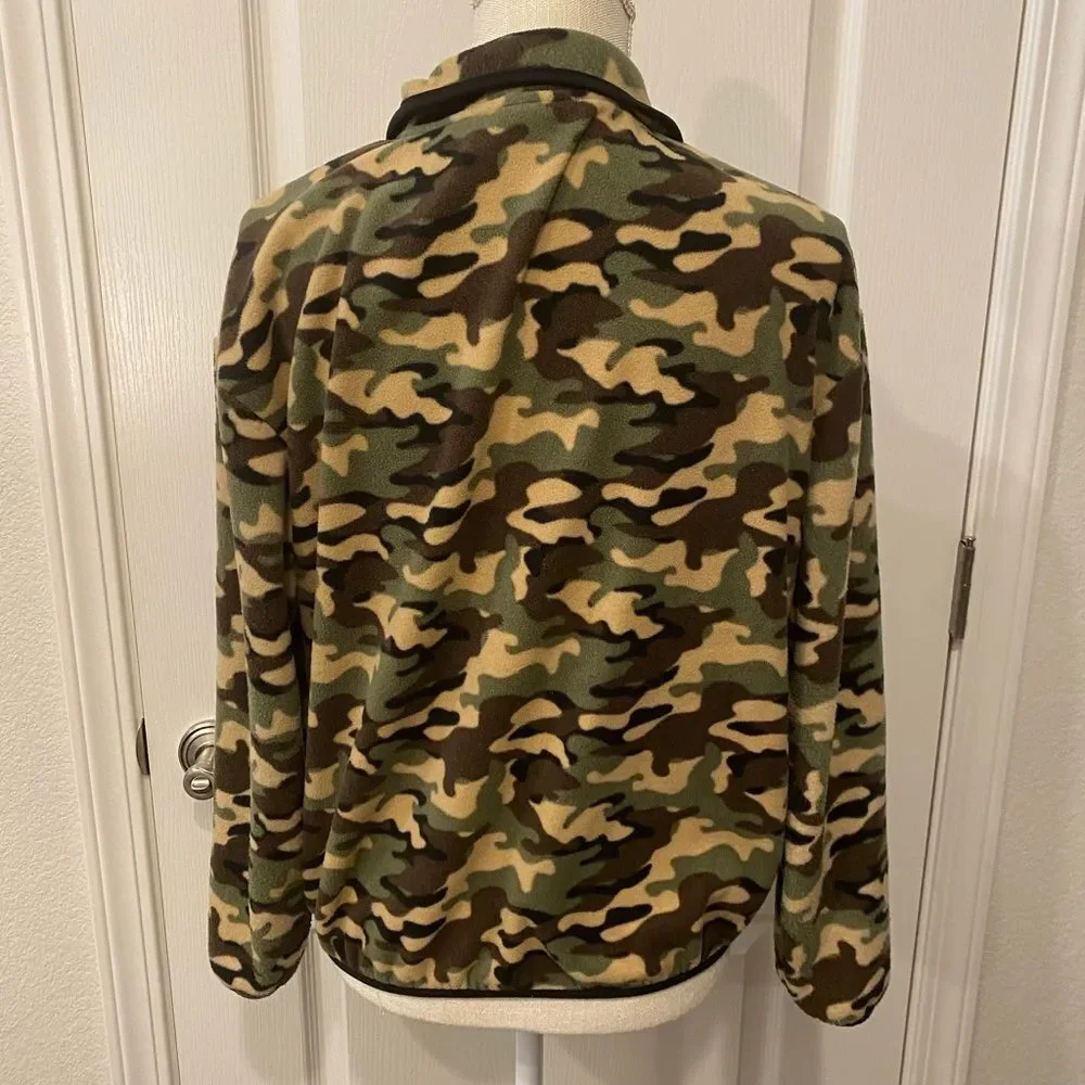 No Boundaries camo sweater
